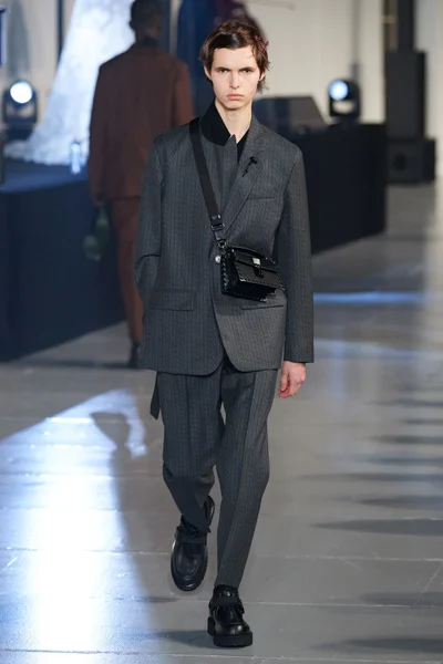 Look 20